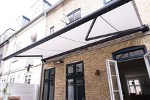 Indlæs billede til gallerivisning SOMMERTILBUD/ FrirumMarkise 500x300 cm - Antrasit markise (SL94) med lysgrå rips dug(U409)